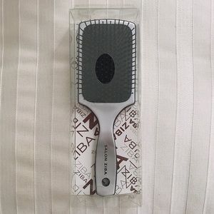 NIB Salon Paddle Brush